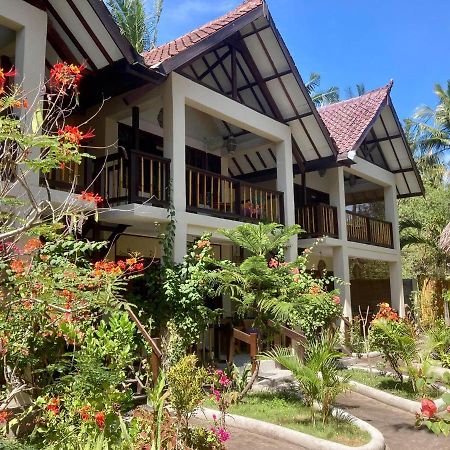 Lutwala Bungalows And Private Villa Gili Trawangan Exterior photo
